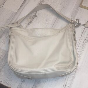 Genuine Coach Zoe Cream Leather Shoulder Bag F14707